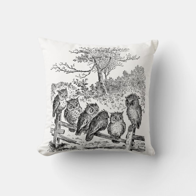 Coussin Six petits hiboux se reposant sur une barrière (Recto)