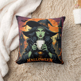Coussin Sorcière à la peau verte sirotant du thé à Hallowe