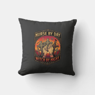 Coussin sorcière de jour de nuit d'infirmière croise les m