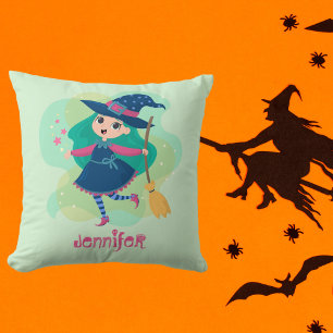 Coussin Sorcière d'Halloween adorable avec balai et étoile