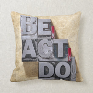 Coussin Soyez, agissez, font