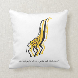 Coussin stencil Giraffes