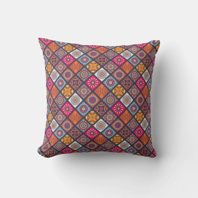 Coussin style boho coloré (Recto)