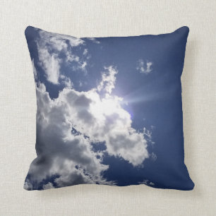 Coussin Sun en ciel nuageux