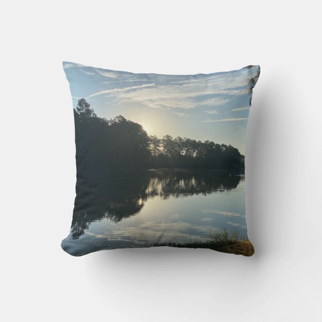 Coussin Sunrise Over A Georgia Lake (Recto)