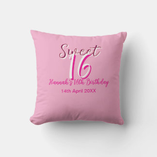 Coussin Sweet sixteen pink white name date bold letter mar