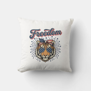 Coussin T-shirt vintage gravure Freedom Tiger patriotique_