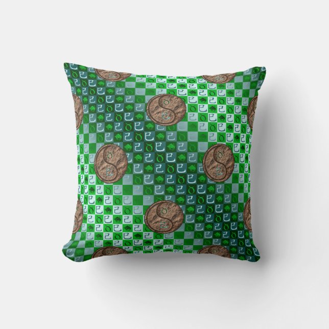 Coussin Taureau & Serpent de terre (Recto)