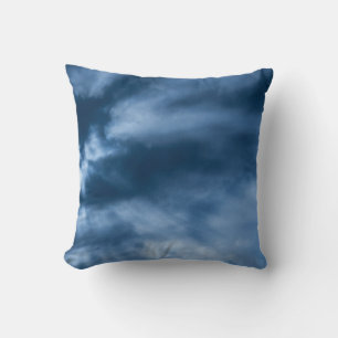 Coussin Tempête Abstraite dramatique Ciel bleu foncé nuage
