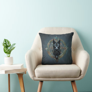 Coussin Tête de loups noirs aux yeux bleus perçant
