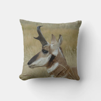 Coussin Tête de pronghorn profil vue de côté