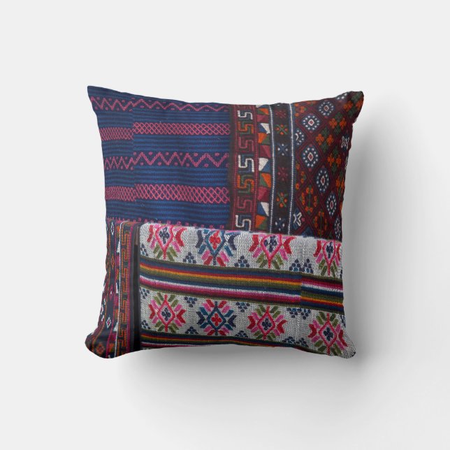 Coussin Textiles colorés du Bhoutan (Recto)