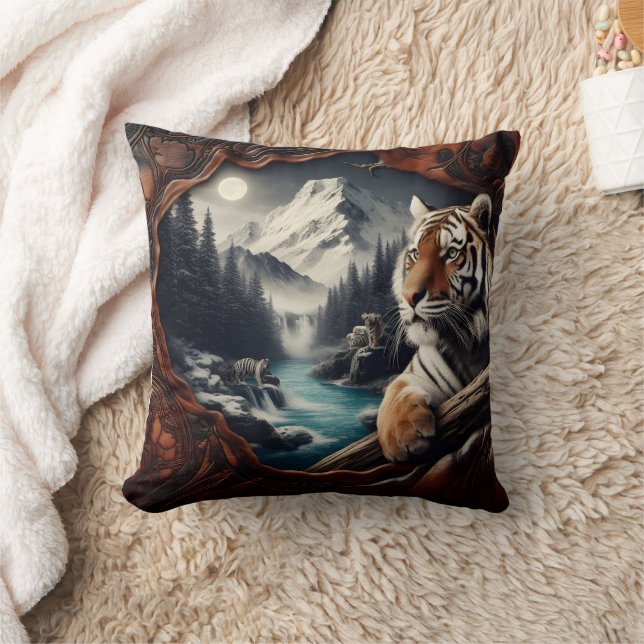 Coussin Tigre Du Bengale Se Relaxant Près Du Fleuve De Mon (Couverture)
