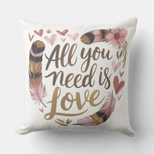 Coussin Tout ce dont vous avez besoin est l'amour – Un dou