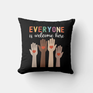 Coussin Tout Le Monde Est Le Bienvenu Ici Enseignant Idaho