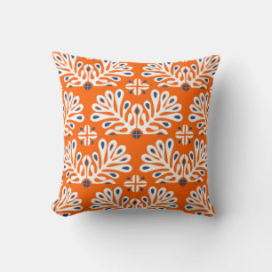 Coussin Tradition scandinave : Mosaïque florale ethnique.