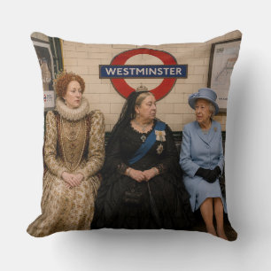 Coussin Trois reines dans le métro de Londres