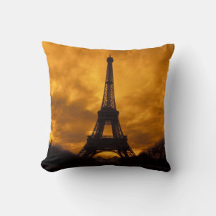 Coussin UE, France, Paris. Tour Eiffel.