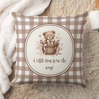 Coussin Un petit ours est en route Café marron neutre