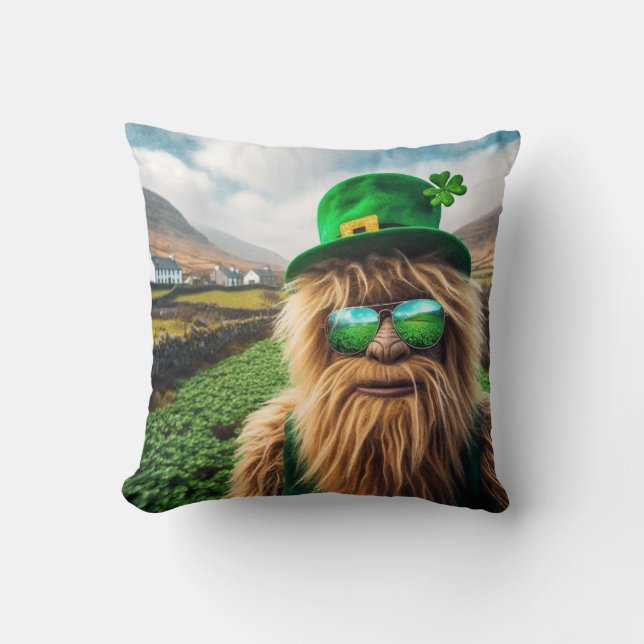 Coussin Un sasquatch irlandais (Recto)
