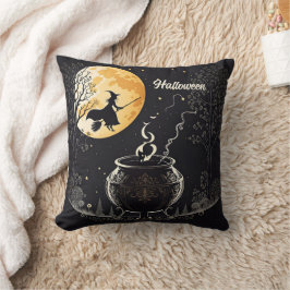 Coussin Une sorcière brasse des potions sous la pleine lun
