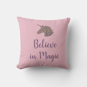 Coussin Unicorn Croire en Arc-en-ciel magique arrosées