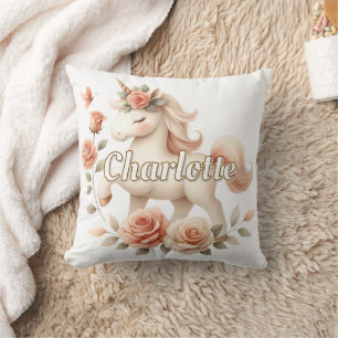 Coussin Unicorne de pastel Whimsical avec rose