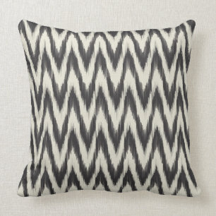 Coussin Vagues noires et crèmes d'Ikat