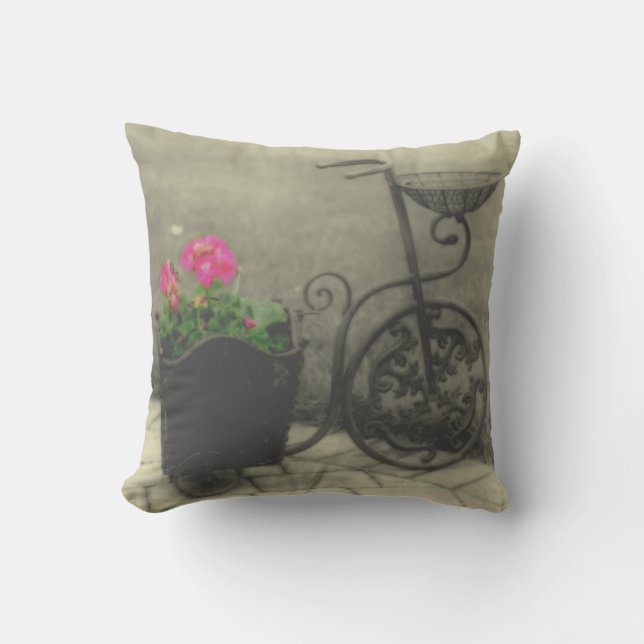 Coussin Vélo Fleur Noir Et Blanc Vintage (Recto)