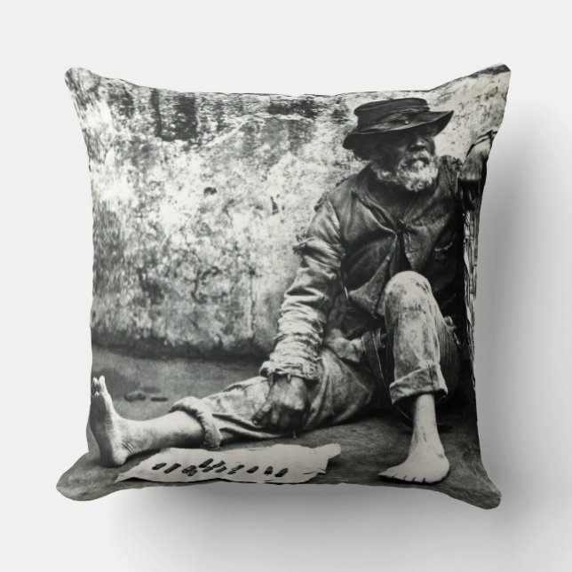 Coussin vendeur de Cigare-fin, c, 1865 (photo de b/w) (Recto)