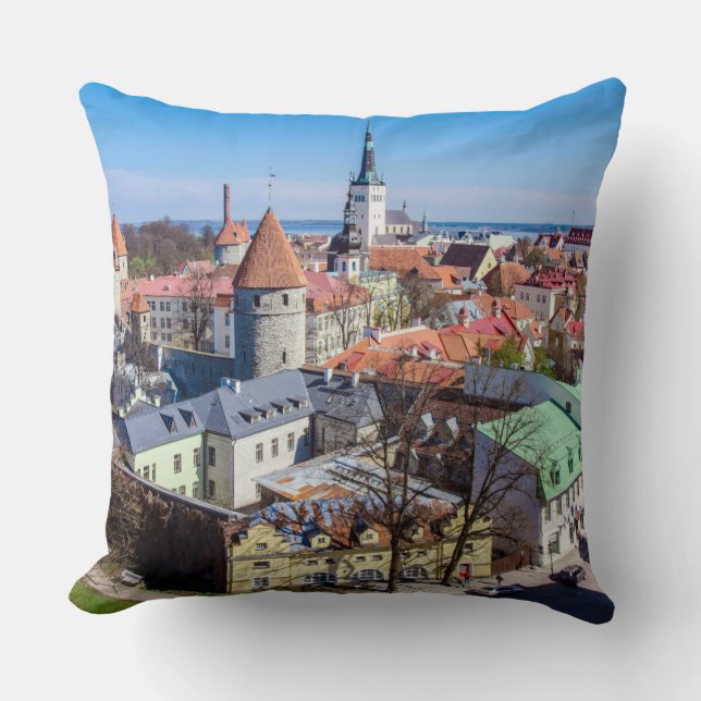 Coussin Vue aérienne du centre de Tallinn (Recto)