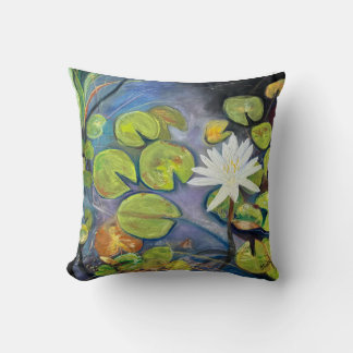 Coussin Water Lily in Bloom Throw Pillow