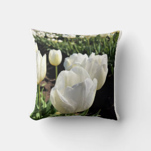 Coussin White Tulips à Field, Woodburn, Oregon
