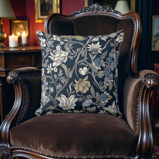 Coussin William Morris Botanical Damask Pattern (Créateur téléchargé)