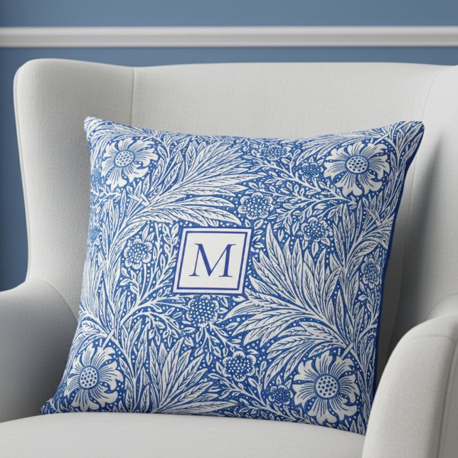 Coussin William Morris Marigold Blue Monogramme (elegant vintage William Morris Marigold blue white floral throw pillow with custom monogram initial)