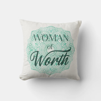 Coussin Woman of Worth