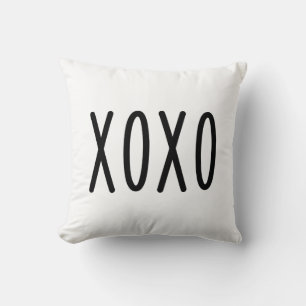 Coussin XOXO Saint-Valentin