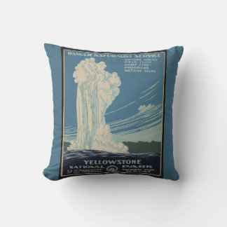 Coussin Yellowstone Old Faithouse Poster vintage de parc