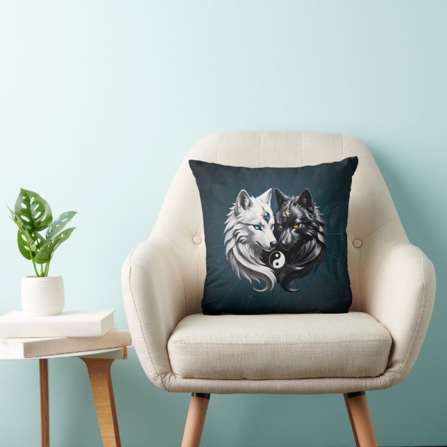 Coussin Yin Yang Wolves. (Chaise)