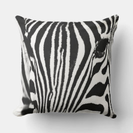 Coussin Zebra portrait noir et blanc