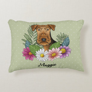 Coussins Décoratifs Airedale Terrier avec des fleurs colorées et nom