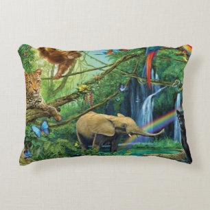 Coussins Décoratifs Animals living together throw pillow