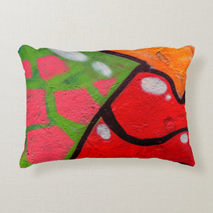 Coussins Décoratifs Beautiful street art of graffiti. Abstract color c