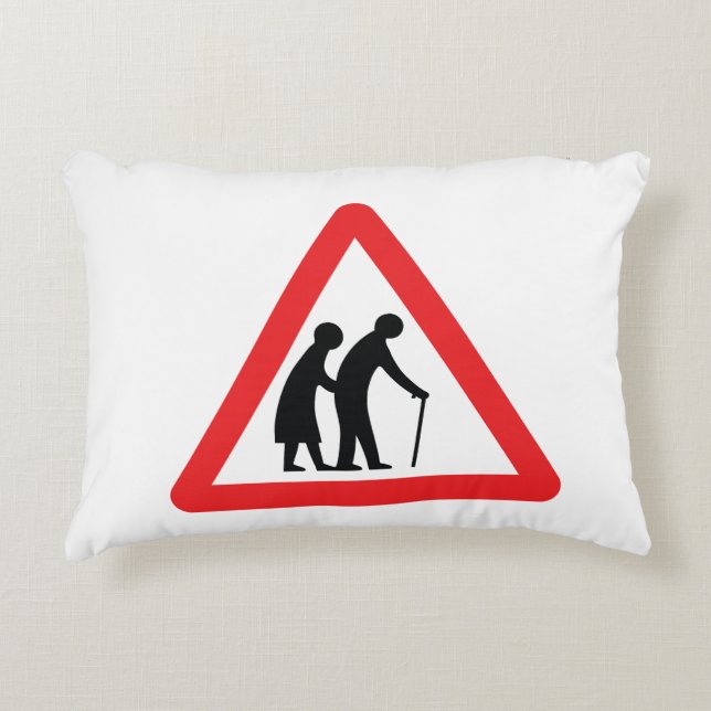 Coussins Décoratifs CAUTION Personnes ÂGÉES - VOYAGE UK (Devant)