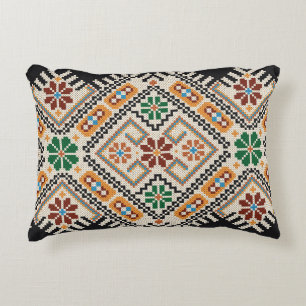 Coussins Décoratifs Crochet ukrainien : Motif artisanal ethnique.