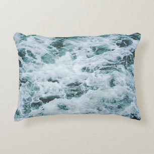 COUSSINS DÉCORATIFS EAU DE MER SUR LA PHOTOGRAPHIE FOCALE