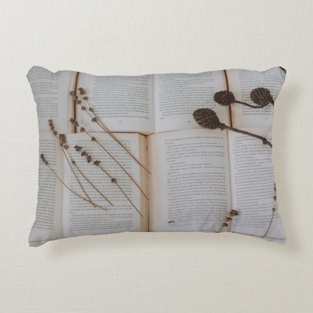 Coussins Décoratifs Fleurs séchées sur les livres (Devant)