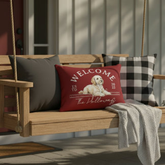 Coussins Décoratifs Golden Doodle Custom Nom de famille Bienvenue