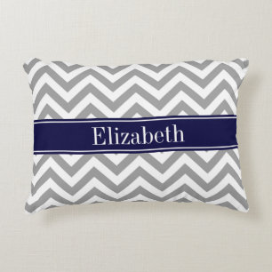 Coussins Décoratifs Gris foncé Lg Chevron Bleu marine Monogramme Nom