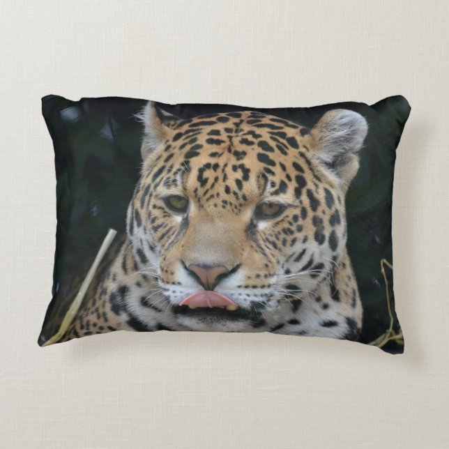 Coussins Décoratifs Jaguar léchant ses lèvres (Dos)